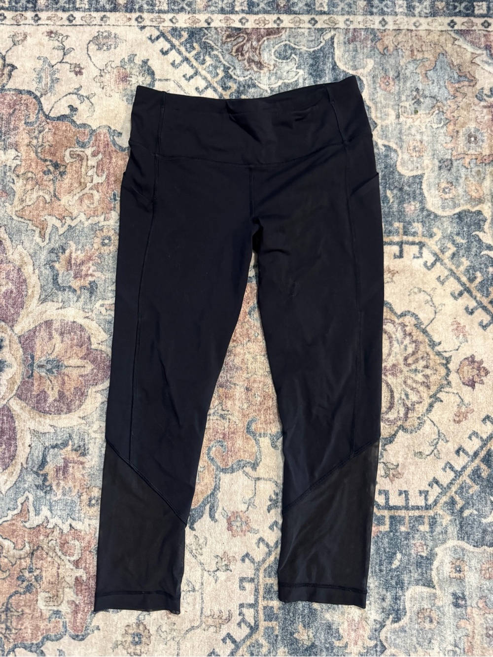 lululemon athletica Black Cropped Leggings